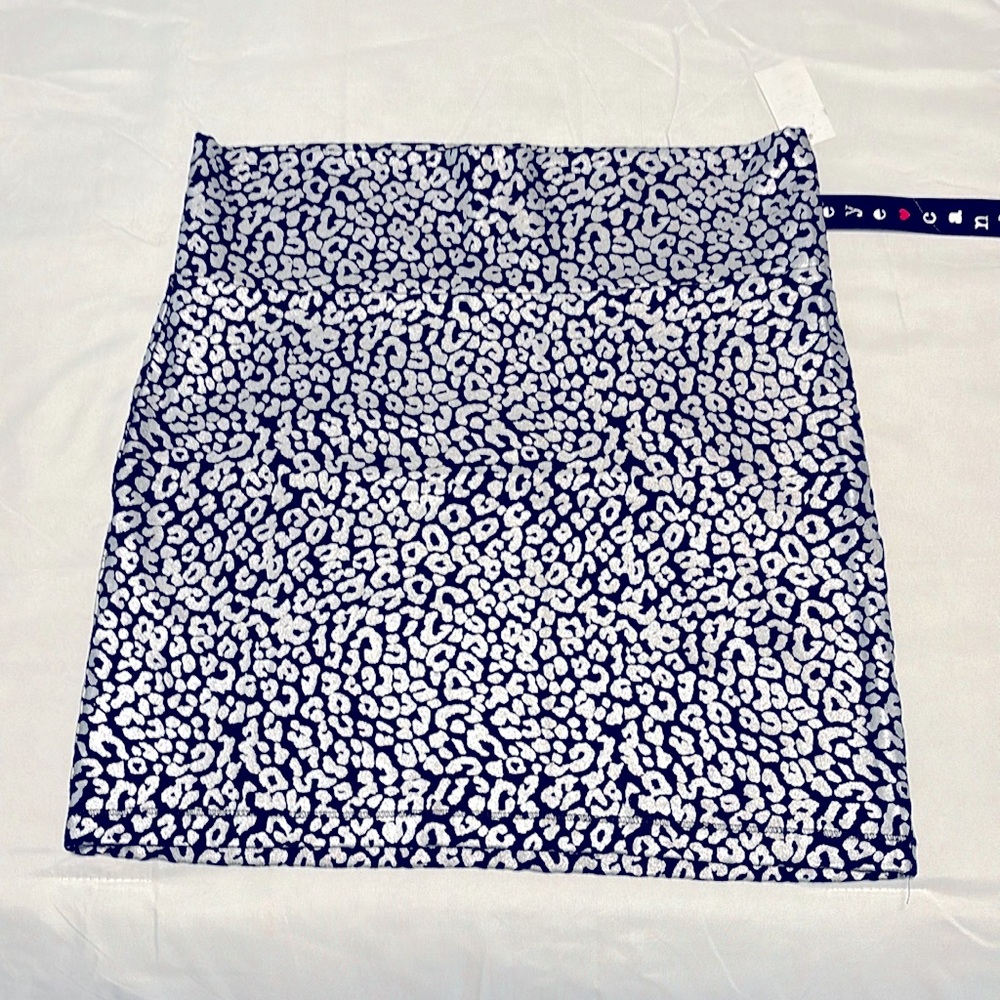 Womens Mini Skirt, Black and Silver, Cute, Flirty Pattern!